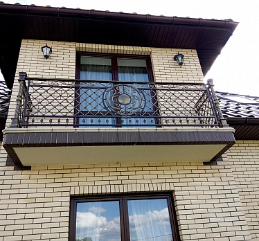 Кованый балкон