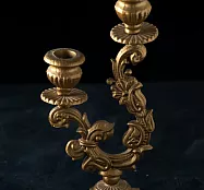 Золотой кованый подсвечник