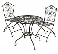 Кованные стол и стулья для сада