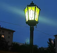 Уличный кованый фонарь